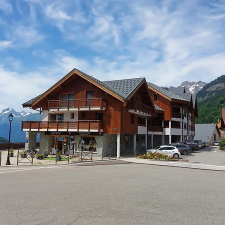 Terresens - Le Saphir Aparthotel Vaujany Buitenkant foto